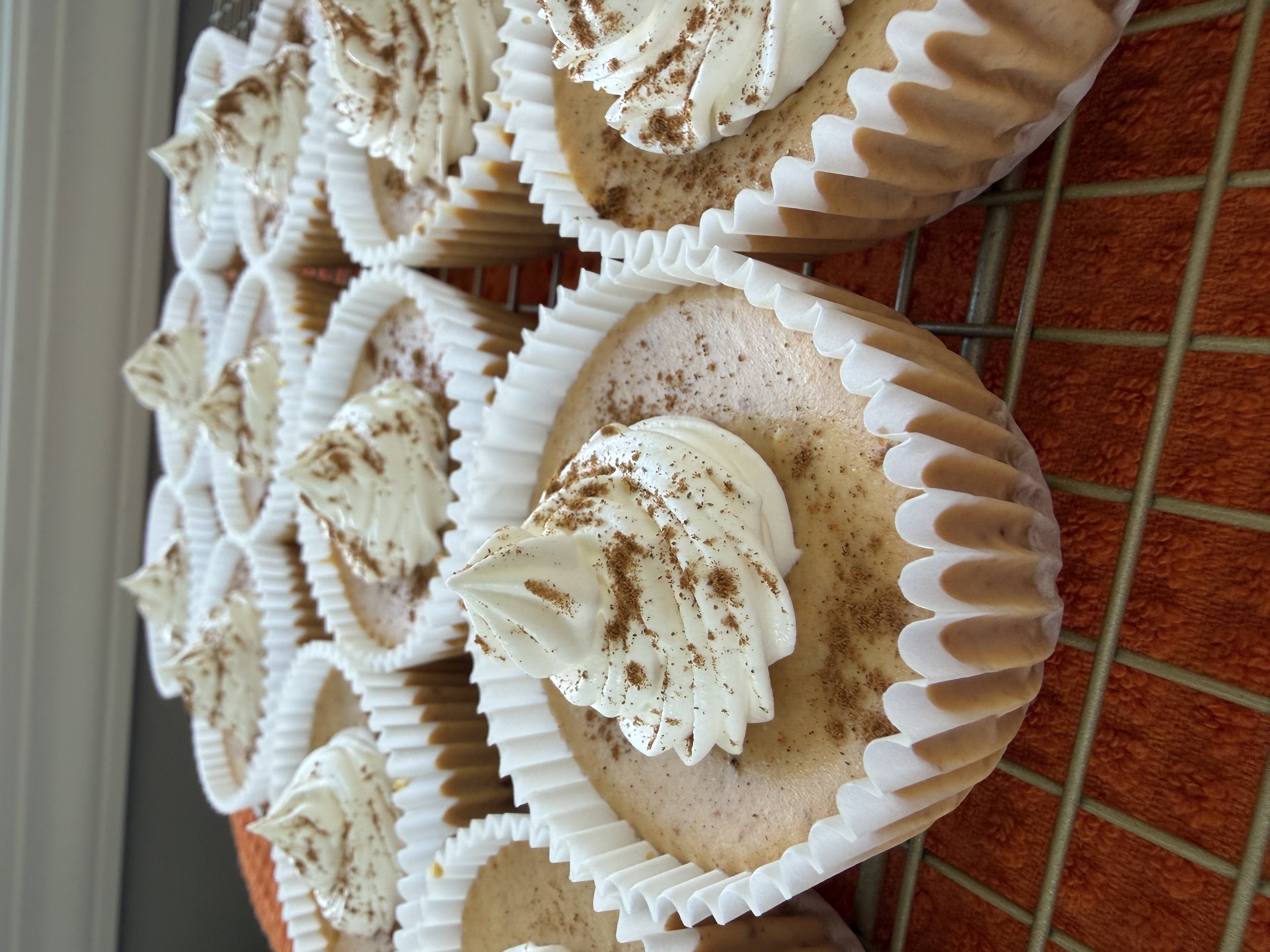 Pumpkin Spice Mini Cheesecakes